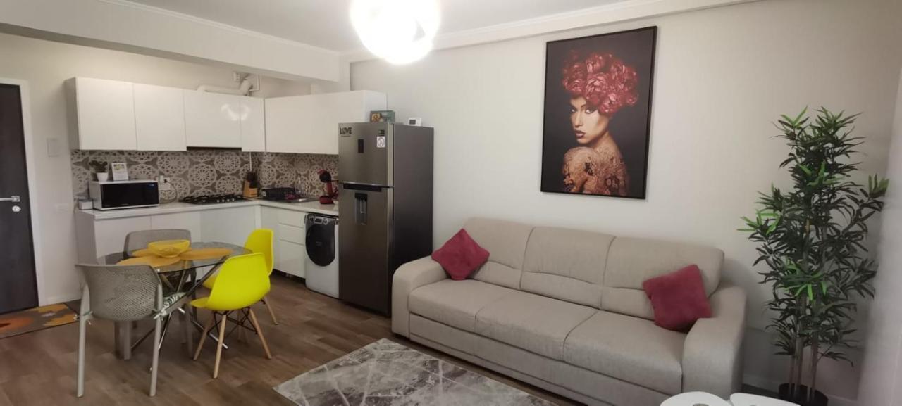 Serrenity Aparthotel Sea View Luxury Tower Năvodari Exterior foto
